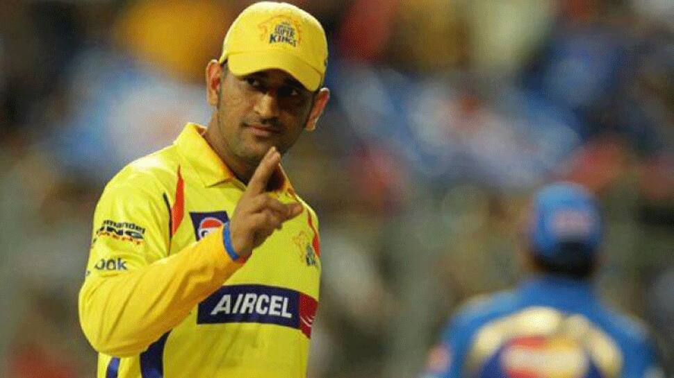 IPL 2018: વિરાટ, ડિવિલિયર્સ RCB તો ધોની, રૈનાને ચેન્નાઇ રિટેન કર્યા IPL 2018: વિરાટ, ડિવિલિયર્સ RCB તો ધોની, રૈનાને ચેન્નાઇ રિટેન કર્યા