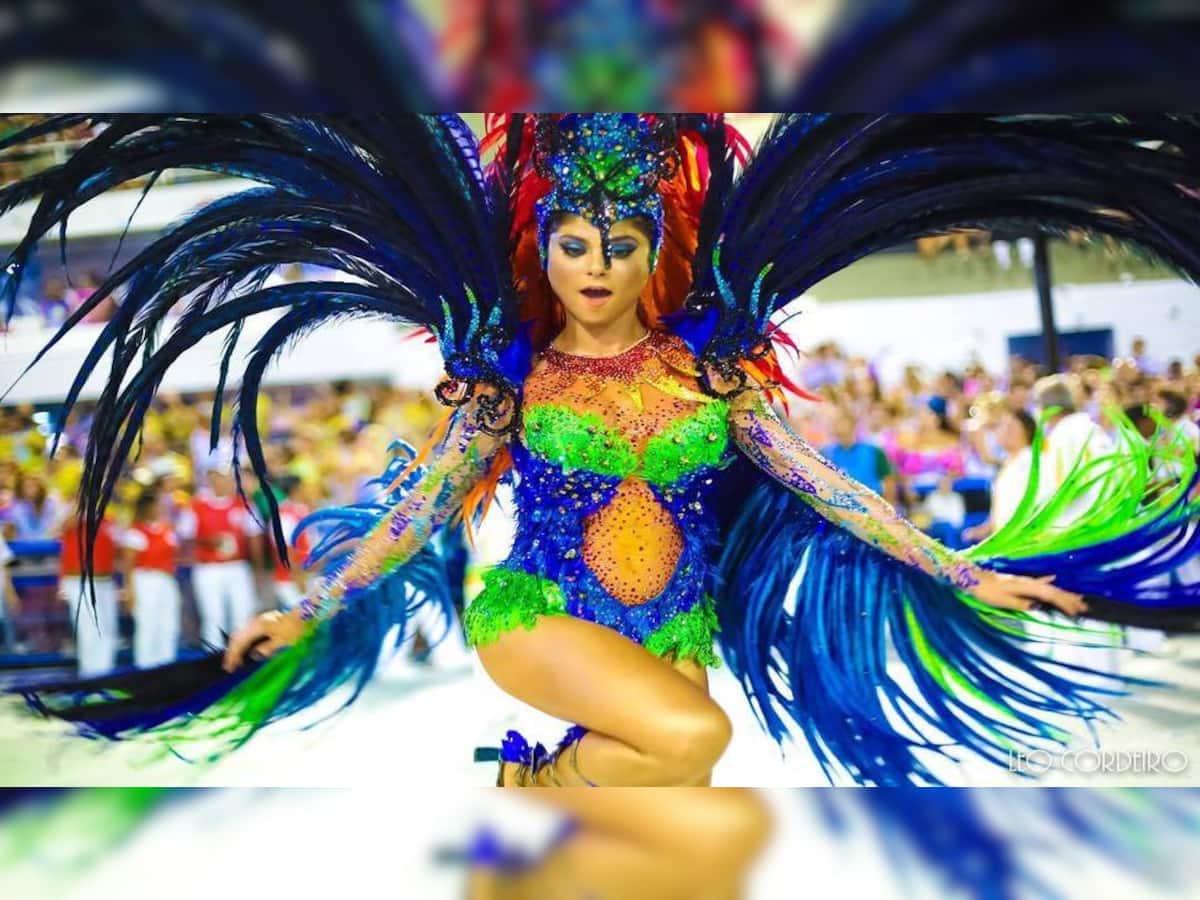   બ્રાઝિલમાં શરૂ થયો  Rio Carnival, જશ્નમાં ડૂબ્યા લોકો, ઈકોનોમીને થશે 72000 કરોડનો ફાયદો