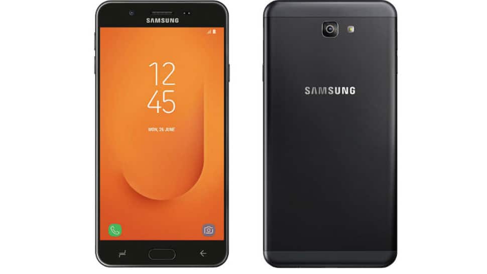 Samsung લોન્ચ કર્યો વધુ એક સસ્તો સ્માર્ટફોન, 13 MPનો છે સેલ્ફી કેમેરો Samsung લોન્ચ કર્યો વધુ એક સસ્તો સ્માર્ટફોન, 13 MPનો છે સેલ્ફી કેમેરો