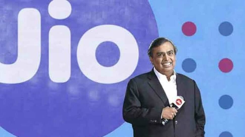 Reliance Jio અંડર ગ્રેજ્યુએટ માટે લાવ્યું ખાસ પ્રોગ્રામ, આમ મળશે ફાયદો Reliance Jio અંડર ગ્રેજ્યુએટ માટે લાવ્યું ખાસ પ્રોગ્રામ, આમ મળશે ફાયદો