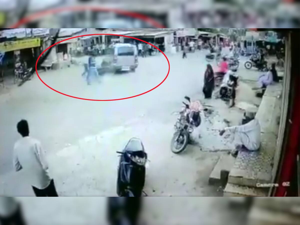 સોમનાથમાં ફિલ્મી અંદાજમાં પોલીસકર્મીને કચડવાનો પ્રયાસ, જુઓ VIDEO