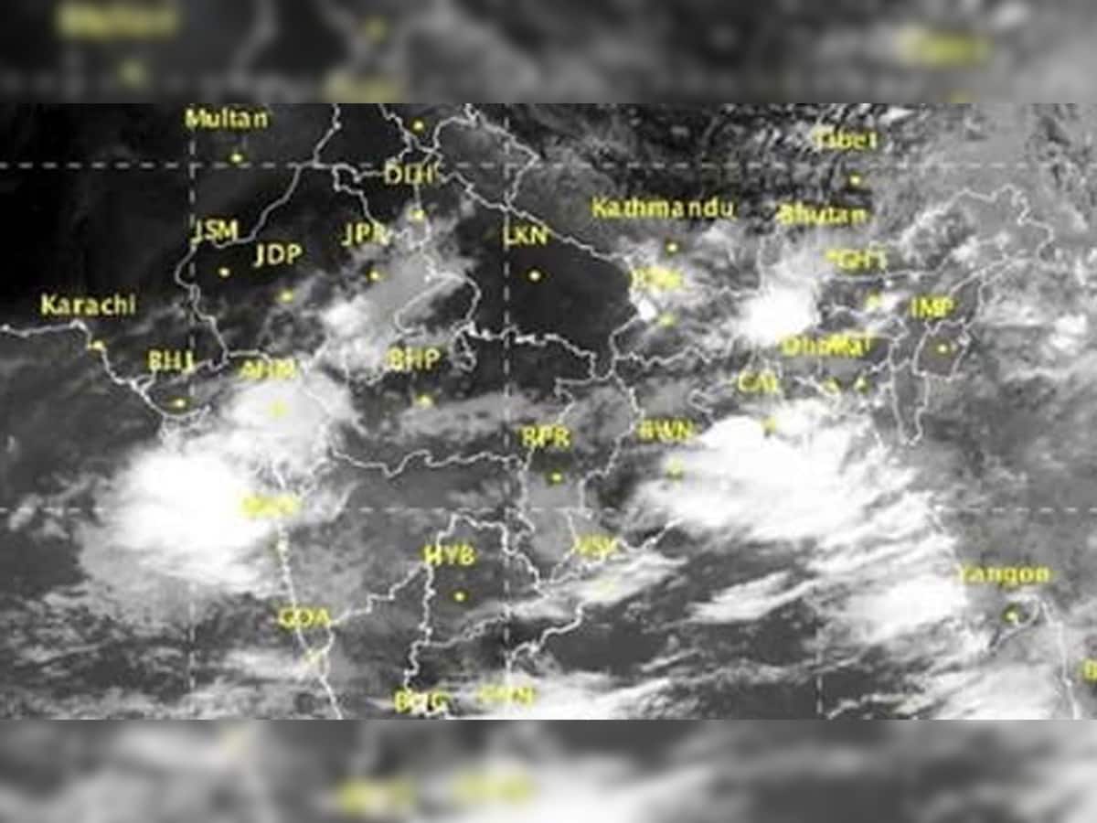 ગુજરાત: આગામી 48 કલાકમાં ભારે વરસાદની આગાહી પગલે સમગ્ર વહીવટી તંત્ર ખડેપગે