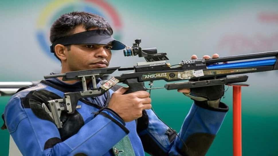 એશિયન ગેમ્સ 2018: બીજા દિવસની શાનદાર શરૂઆત, શૂટર દિપક કુમારે જીત્યો સિલ્વર મેડલ એશિયન ગેમ્સ 2018: બીજા દિવસની શાનદાર શરૂઆત, શૂટર દિપક કુમારે જીત્યો સિલ્વર મેડલ