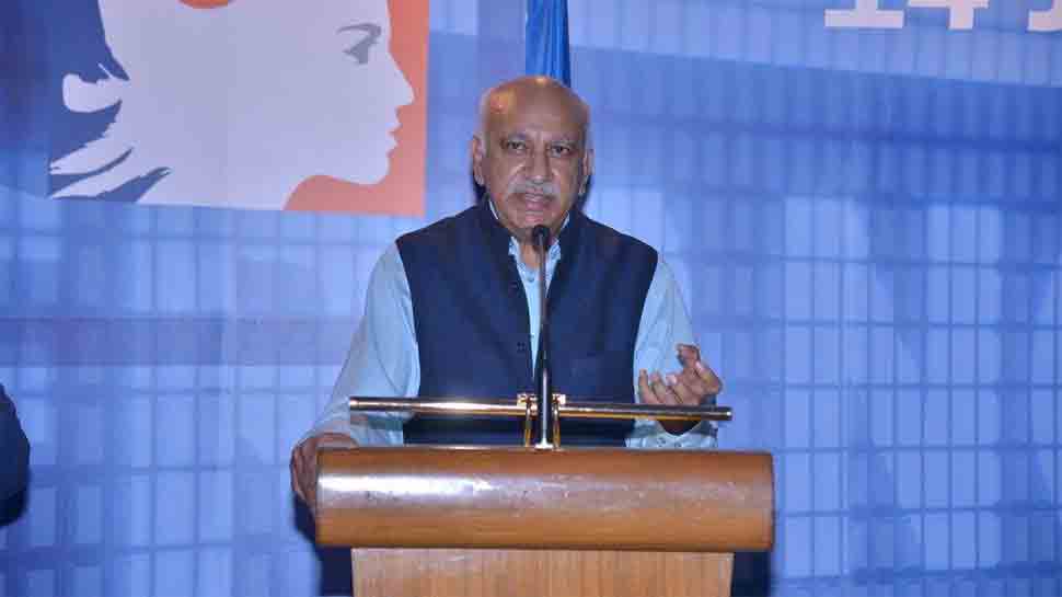 #MeToo: અકબર પર લાગેલા આરોપો ગંભીર, રાજીનામું આપી તપાસનો સામનો કરે: શિવસેના #MeToo: અકબર પર લાગેલા આરોપો ગંભીર, રાજીનામું આપી તપાસનો સામનો કરે: શિવસેના
