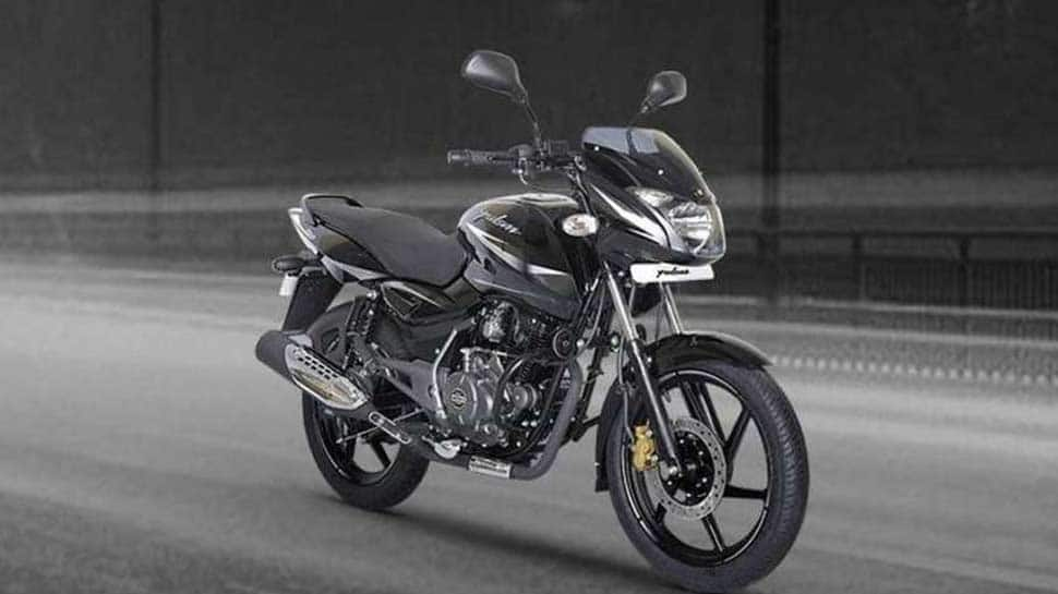 Bajaj pulsar 150 online classic on road price