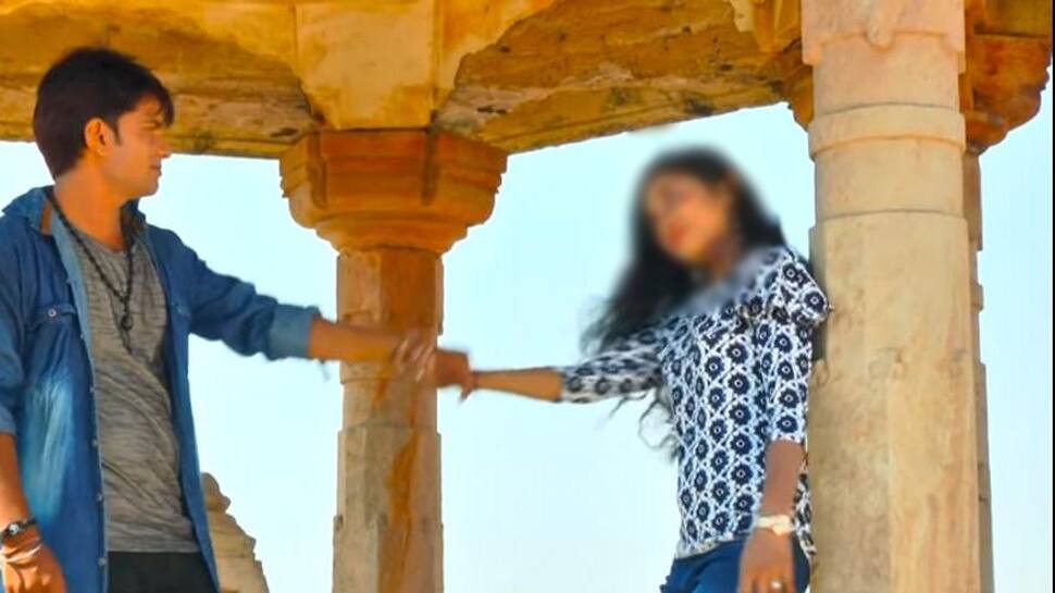 ગુજરાતી સિંગર શો બાદ પૈસાદાર લોકોને બોલાવતી, નગ્ન હાલતમાં વીડિયો ઉતારી ચલાવતી લૂંટ ગુજરાતી સિંગર શો બાદ પૈસાદાર લોકોને બોલાવતી, નગ્ન હાલતમાં વીડિયો ઉતારી ચલાવતી લૂંટ