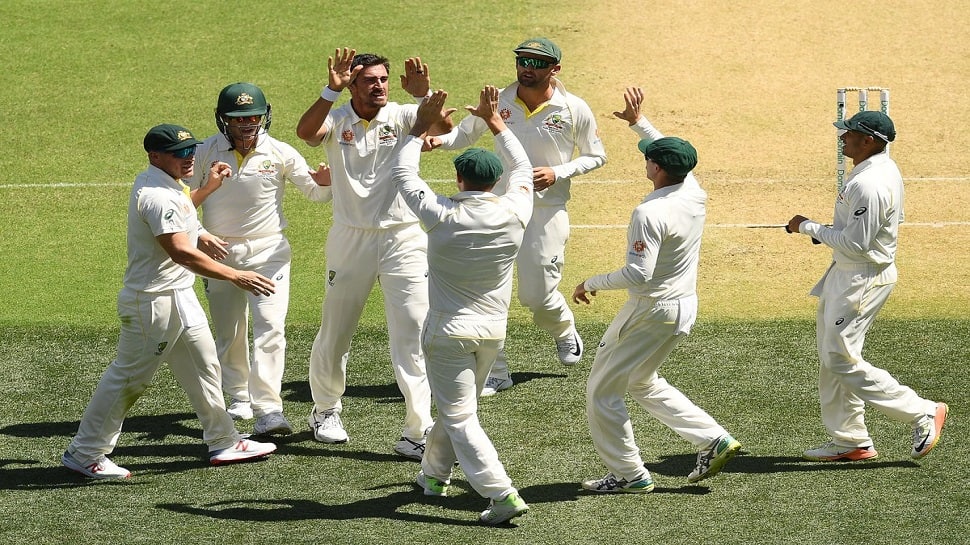 IND vs AUS: જુઓ, ઉસ્માન ખ્વાજાએ પકડ્યો વિરાટ કોહલીનો શાનદાર કેચ IND vs AUS: જુઓ, ઉસ્માન ખ્વાજાએ પકડ્યો વિરાટ કોહલીનો શાનદાર કેચ