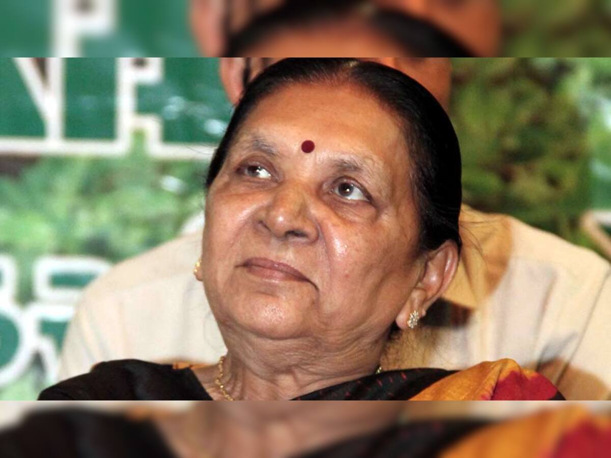 MP: કોઈ પક્ષને સ્પષ્ટ બહુમત નહીં, રાજ્યપાલ આનંદીબેન પટેલ પર સૌ કોઈની નજર