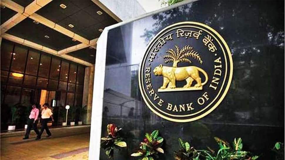 હવે 'ટોકન'થી થશે ઓનલાઇન ટ્રાંજેક્શન, RBI એ જાહેર કરી ગાઇડલાઇન્સ હવે 'ટોકન'થી થશે ઓનલાઇન ટ્રાંજેક્શન, RBI એ જાહેર કરી ગાઇડલાઇન્સ
