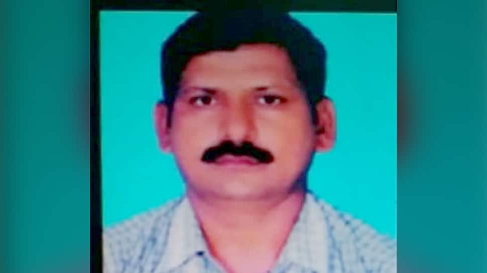 અમદાવાદ: ગુમ થયેલા યુવાનની કરાઇ હત્યા, પરિવાર ન કરી શક્યો અંતિમ સંસ્કાર અમદાવાદ: ગુમ થયેલા યુવાનની કરાઇ હત્યા, પરિવાર ન કરી શક્યો અંતિમ સંસ્કાર