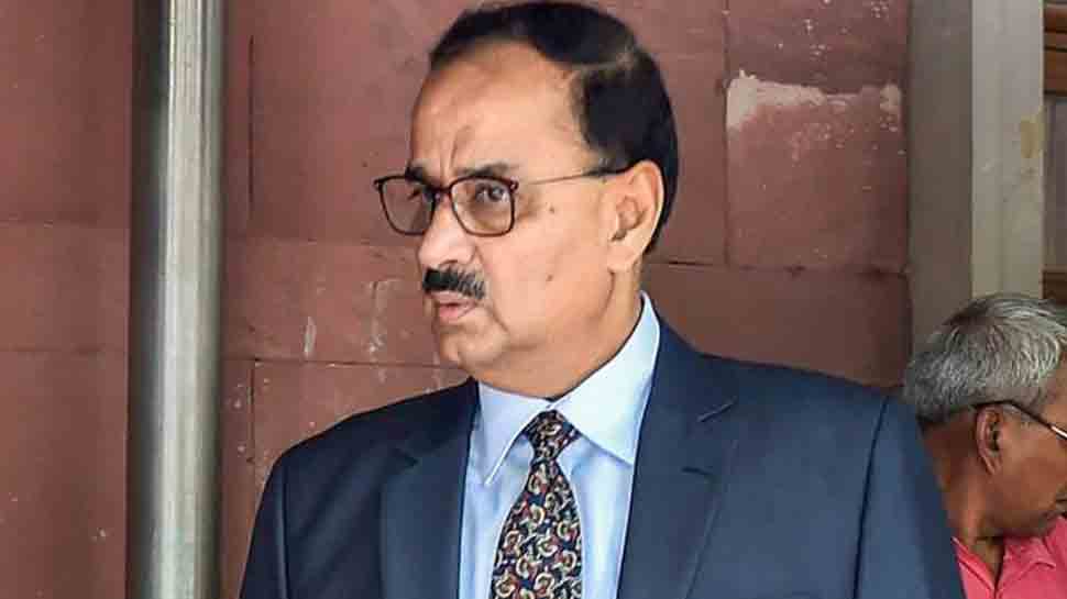 તો શું CBI ચીફ વર્માએ મોદી-માલ્યાને ભાગવામાં કરી હતી મદદ? તો શું CBI ચીફ વર્માએ મોદી-માલ્યાને ભાગવામાં કરી હતી મદદ?