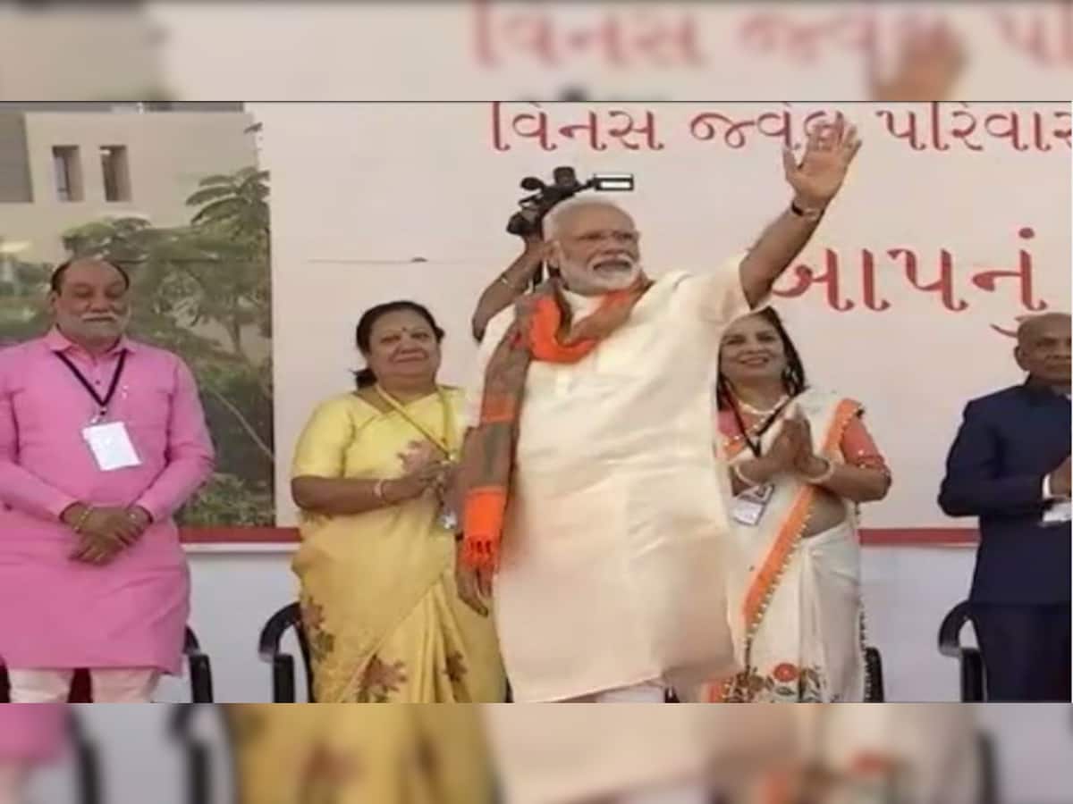 PM મોદીની સંવેદનશીલતા, યુવકને ચક્કર આવતા ભાષણ અટકાવ્યું