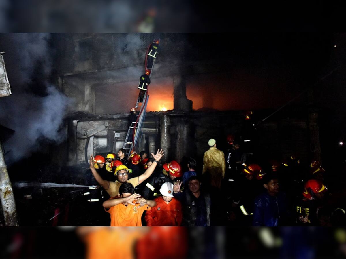 બાંગ્લાદેશ: ઢાકાની એક બિલ્ડિંગમાં ભીષણ આગ, અત્યાર સુધી 70 લોકોના મોત
