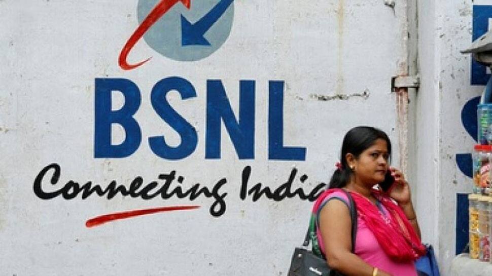 રિલાયન્સ જિયોની માફક BSNL પણ આપી રહ્યું છે શાનદાર ઓફર, કરોડો યૂજર્સને થશે ફાયદો રિલાયન્સ જિયોની માફક BSNL પણ આપી રહ્યું છે શાનદાર ઓફર, કરોડો યૂજર્સને થશે ફાયદો