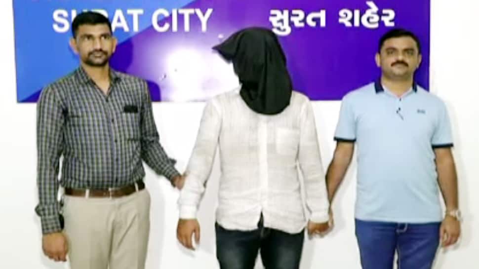 ચૂંટણી ફંડ માટે સુરતના વેપારી પાસે 50 લાખની કરી માગ, પુત્રને મારી નાખવાની આપી ધમકી ચૂંટણી ફંડ માટે સુરતના વેપારી પાસે 50 લાખની કરી માગ, પુત્રને મારી નાખવાની આપી ધમકી