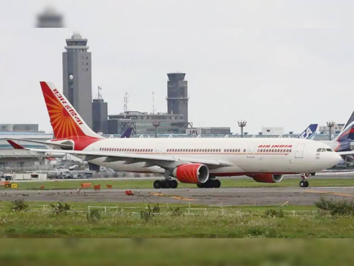 Air Indiaના સીનિયરે મહિલા પાઈલટને પતિ અને સેક્સ અંગેના સવાલો પૂછતા મોટો વિવાદ, તપાસ શરૂ