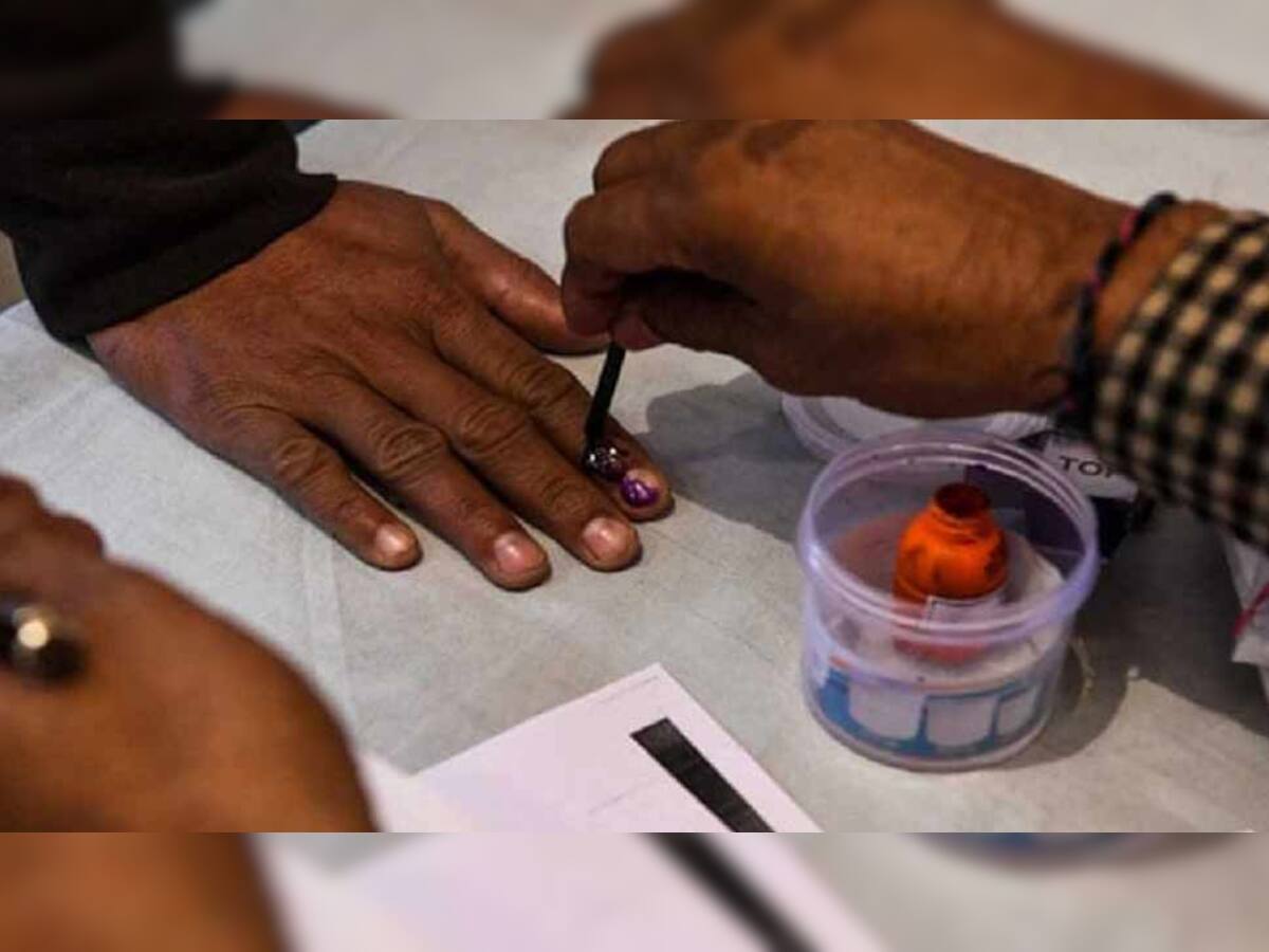 Exit Poll 2019: AAJTAK-AXISનો દાવો, છત્તીસગઢમાં ભાજપને 7-8 અને કોંગ્રેસને 3થી 4 સીટ