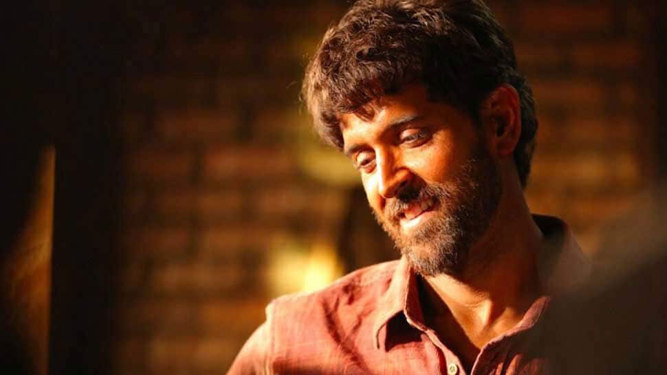 Super 30 માં ઋત્વિક રોશનના લુકને Leak થતાં આ રીતે બચાવતા હતા ડાયરેક્ટર! Super 30 માં ઋત્વિક રોશનના લુકને Leak થતાં આ રીતે બચાવતા હતા ડાયરેક્ટર!