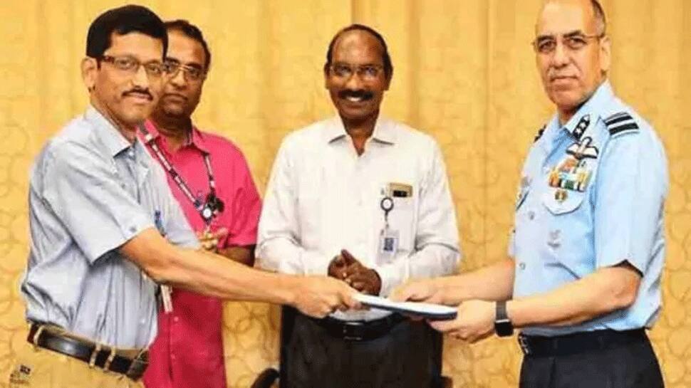 માનવને અંતરિક્ષમાં મોકલશે ઇસરો: વાયુસેના-ISRO વચ્ચે થયા કરાર, વિશ્વની ચોથી મહાશક્તિ બનશે દેશ માનવને અંતરિક્ષમાં મોકલશે ઇસરો: વાયુસેના-ISRO વચ્ચે થયા કરાર, વિશ્વની ચોથી મહાશક્તિ બનશે દેશ