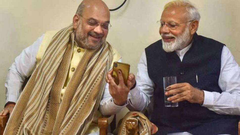 ગુજરાતના આ સાંસદો બનશે લકી? જુઓ PM મોદીના કેબિનેટમાં કોના નામની ચાલી રહી છે સૌથી વધુ ચર્ચા... ગુજરાતના આ સાંસદો બનશે લકી? જુઓ PM મોદીના કેબિનેટમાં કોના નામની ચાલી રહી છે સૌથી વધુ ચર્ચા...