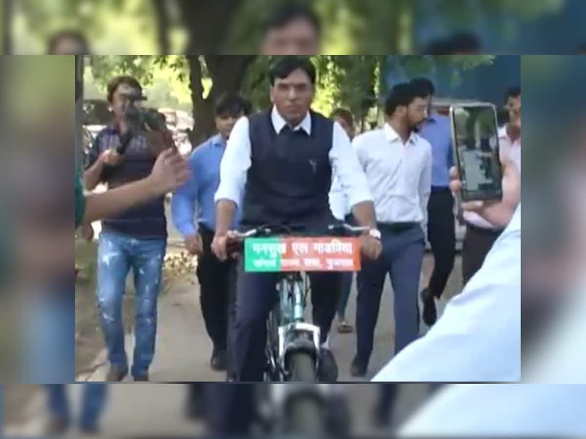 ગુજરાતના આ સાંસદ સાયકલ લઇને પહોંચ્યા શપથવિધી સમારોહમાં