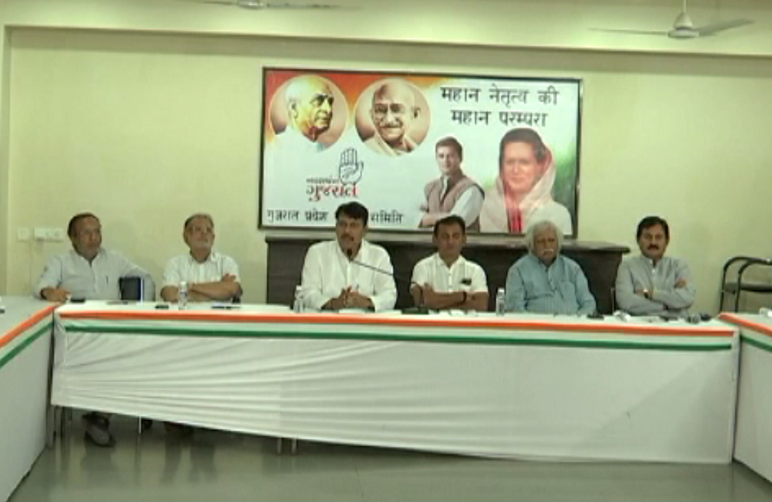 ગુજરાત કોંગ્રેસે અંતે હારનું ઠીકરું EVM પર ફોડ્યું, રાજીનામા મુદ્દે કોઇ ચર્ચા નહિં