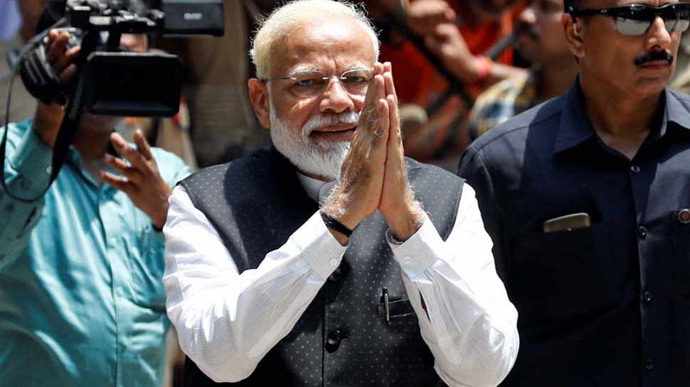 મંત્રી પરિષદની બેઠકમાં PM મોદીએ કહ્યું, 'સમયસર ઓફિસ પહોંચો, ઝડપથી ફાઈલનો નિકાલ લાવો' મંત્રી પરિષદની બેઠકમાં PM મોદીએ કહ્યું, 'સમયસર ઓફિસ પહોંચો, ઝડપથી ફાઈલનો નિકાલ લાવો'