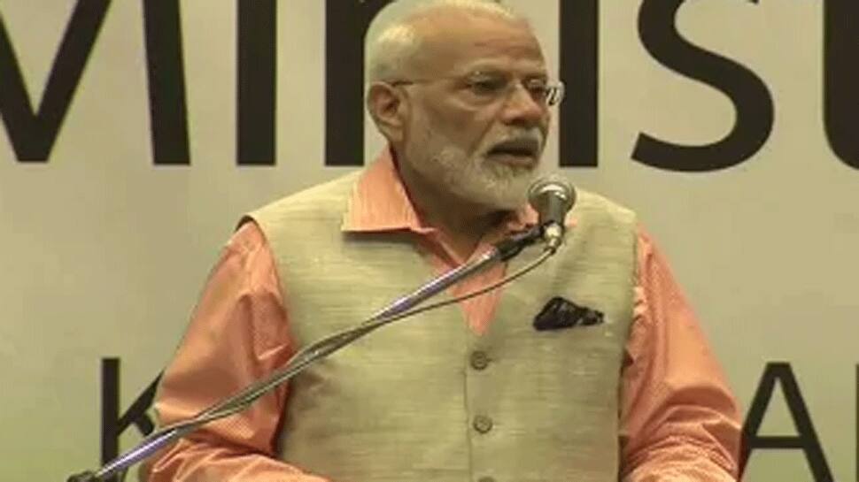 જાપાનથી PM LIVE: ડિજિટલ લેવડદેવડ રેકોર્ડ સ્તર પર, સોશિયલ સેક્ટર પ્રાથમિકતા જાપાનથી PM LIVE: ડિજિટલ લેવડદેવડ રેકોર્ડ સ્તર પર, સોશિયલ સેક્ટર પ્રાથમિકતા