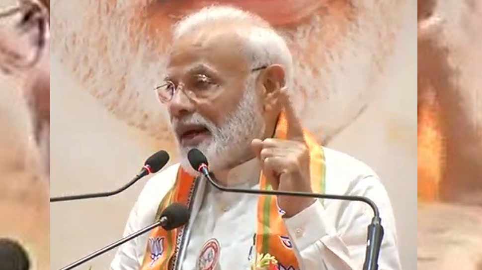 5 ટ્રિલિયન ડોલરની અર્થવ્યવસ્થામાં ખેડૂત અને ખેતીની ભાગીદારી મહત્વની રહેશે: PM મોદી 5 ટ્રિલિયન ડોલરની અર્થવ્યવસ્થામાં ખેડૂત અને ખેતીની ભાગીદારી મહત્વની રહેશે: PM મોદી