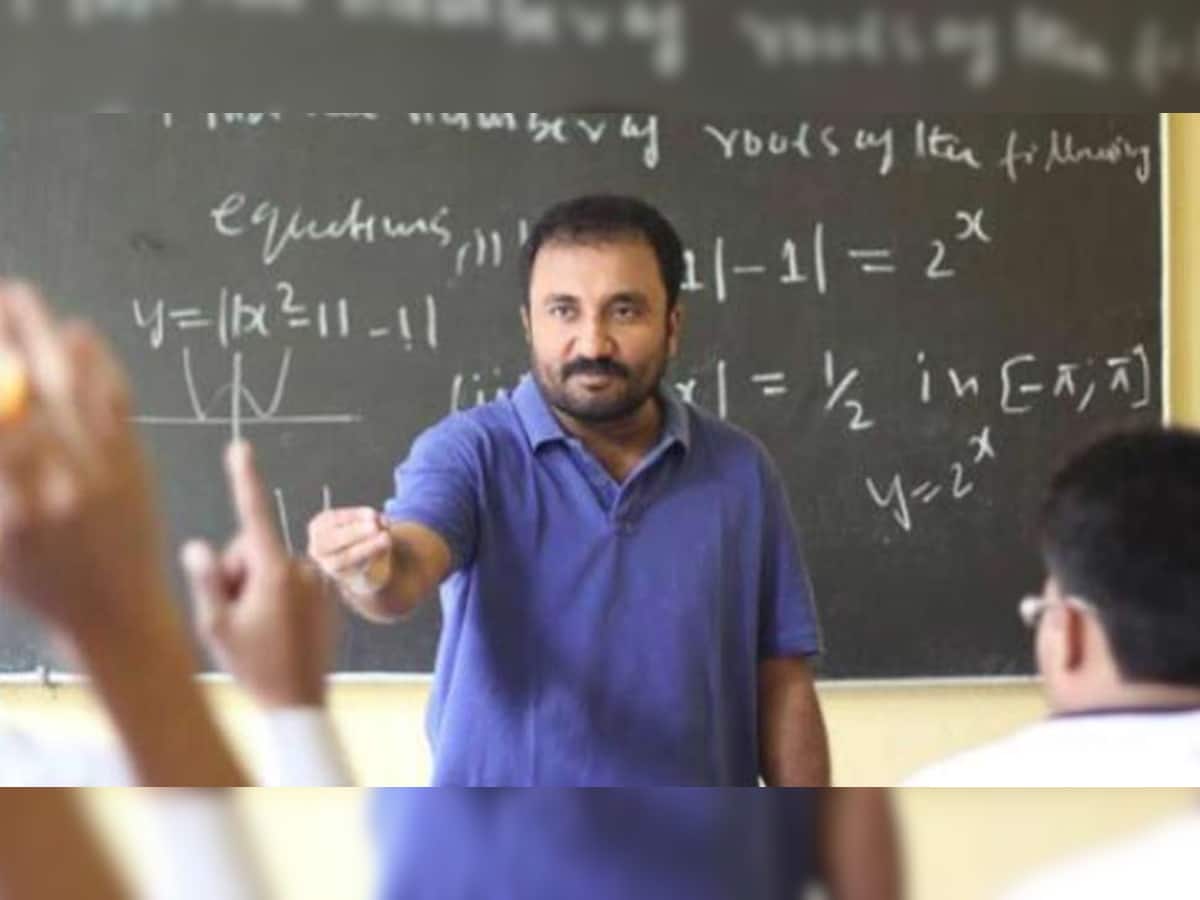 'સુપર 30'ના આનંદ કુમારે જણાવી વાસ્તવિક્તા, કહ્યું -નાના શહેરના લોકોની માનસિક્તા કરચલા જેવી