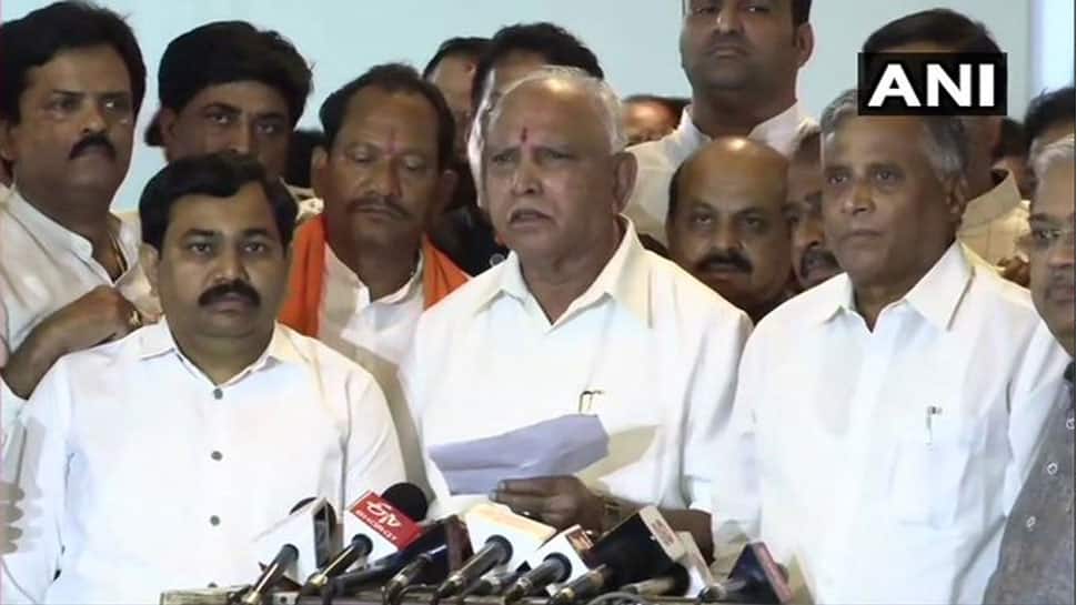 Karnataka News Live: કર્ણાટકમાં કુમારસ્વામી સરકારનું પતન, યેદિયુરપ્પા રજૂ કરશે સરકાર બનાવવાનો દાવો Karnataka News Live: કર્ણાટકમાં કુમારસ્વામી સરકારનું પતન, યેદિયુરપ્પા રજૂ કરશે સરકાર બનાવવાનો દાવો