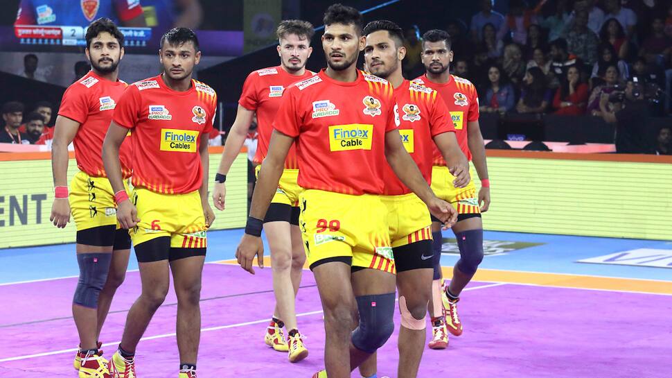 ઘરેલૂ મેદાન પર અંતિમ મેચમાં ગુજરાત સામે ટકરાશે યૂ મુંબા, આ ખેલાડીઓ પર રહેશે નજર ઘરેલૂ મેદાન પર અંતિમ મેચમાં ગુજરાત સામે ટકરાશે યૂ મુંબા, આ ખેલાડીઓ પર રહેશે નજર