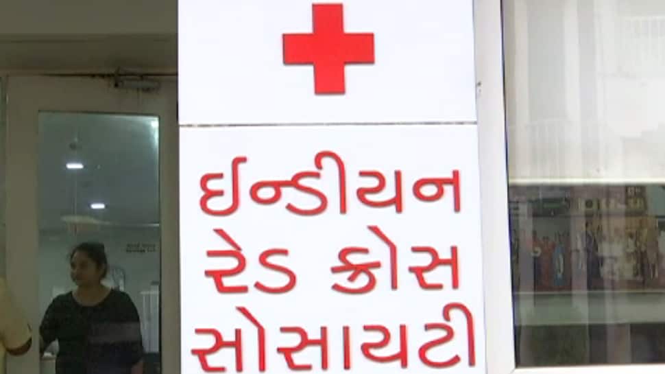 થેલેસેમિયા રોગના બાળકોની વિના મૂલ્યે સારવાર આપે છે આ સંસ્થાના લોકો થેલેસેમિયા રોગના બાળકોની વિના મૂલ્યે સારવાર આપે છે આ સંસ્થાના લોકો