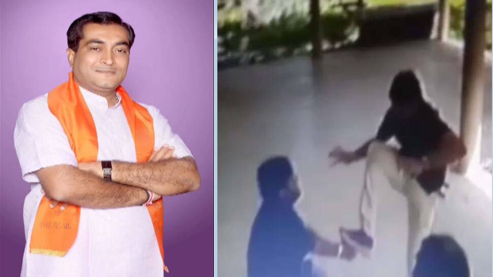 ‘ભાજપ’રાજમાં નેતાઓ બેફામ : બોપલ નગરપાલિકાના સભ્ય મહેશ પટેલે સોસાયટીના ચેરમેન પર હુમલો કર્યો ‘ભાજપ’રાજમાં નેતાઓ બેફામ : બોપલ નગરપાલિકાના સભ્ય મહેશ પટેલે સોસાયટીના ચેરમેન પર હુમલો કર્યો