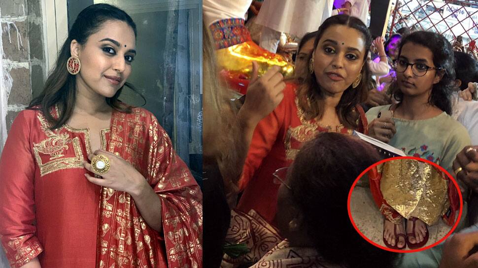 Video: લાલબાગના રાજાના આશીર્વાદ લેવા પહોંચી સ્વરા ભાસ્કર પરંતુ ચોરાઈ ગયા ચપ્પલ Video: લાલબાગના રાજાના આશીર્વાદ લેવા પહોંચી સ્વરા ભાસ્કર પરંતુ ચોરાઈ ગયા ચપ્પલ