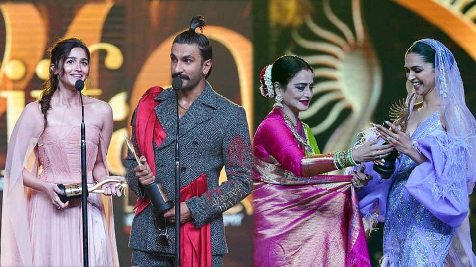 IIFA Awards 2019: આલિયા-રણવીર બન્યા Best Actors, દીપિકાને મળ્યો સ્પેશિયલ એવોર્ડ IIFA Awards 2019: આલિયા-રણવીર બન્યા Best Actors, દીપિકાને મળ્યો સ્પેશિયલ એવોર્ડ