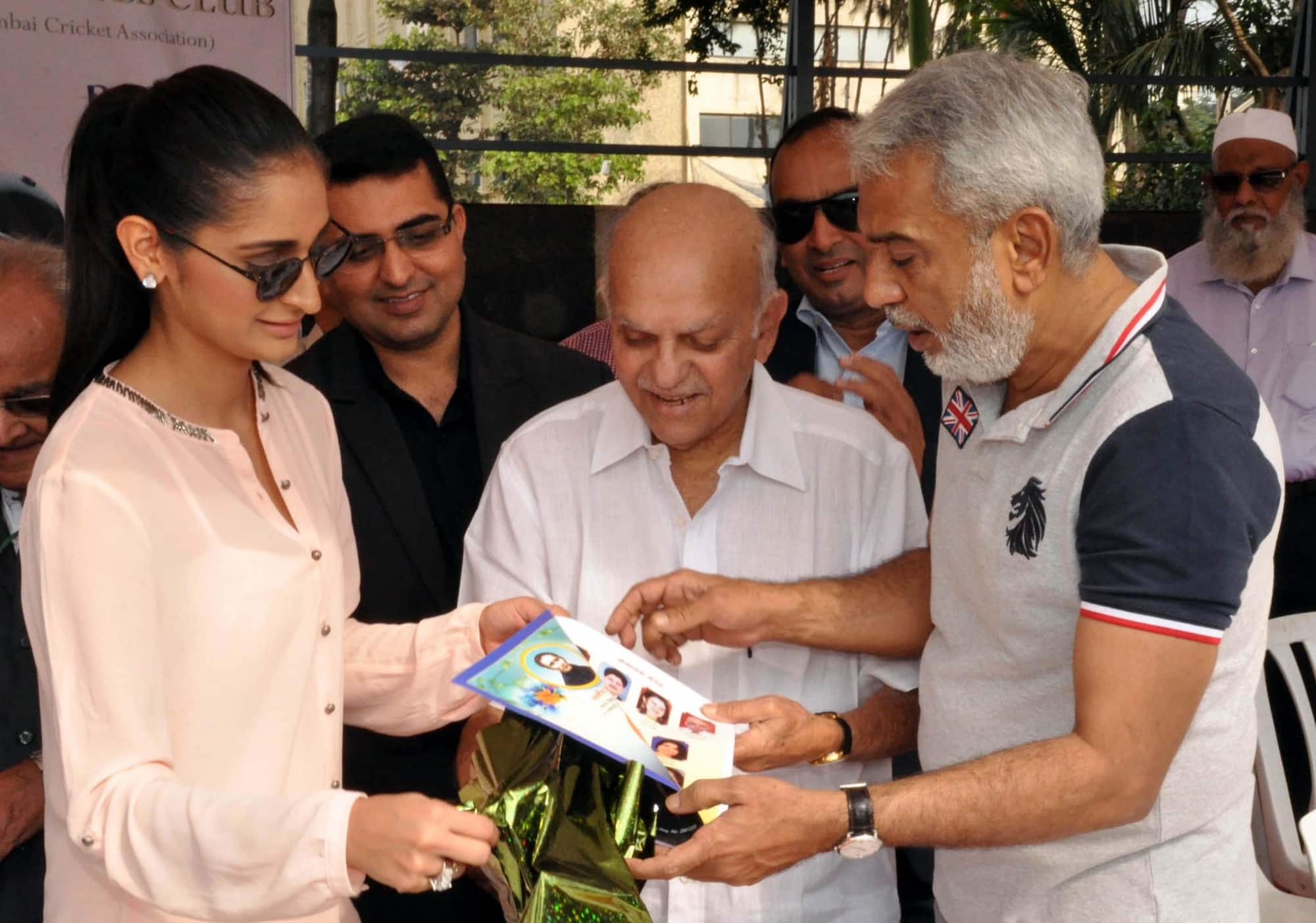ભારતના પૂર્વ ઓપનિંગ બેટ્સમેન માધવ આપ્ટેનું નિધન, તેમના નામે છે આ રેકોર્ડ ભારતના પૂર્વ ઓપનિંગ બેટ્સમેન માધવ આપ્ટેનું નિધન, તેમના નામે છે આ રેકોર્ડ