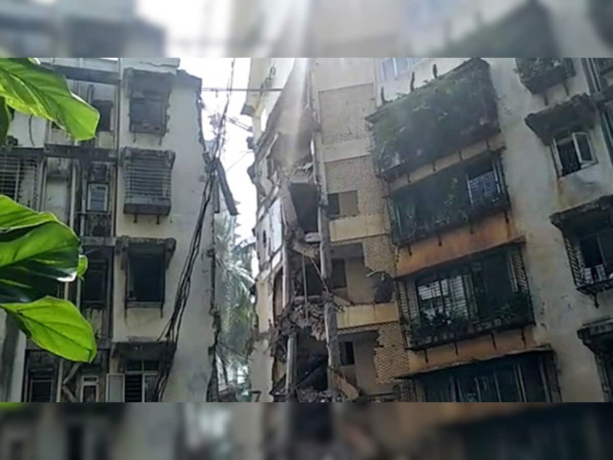 મુંબઇ: 5 માળની બિલ્ડીંગ ધરાશાયી, ઘણા કાટમાળ નીચે દટાયા હોવાનું આશંકા