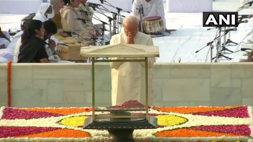 'ભારત અને વિશ્વને ગાંધીની જરૂર કેમ છે?', PM મોદીએ લેખ લખીને દુનિયાને સમજાવ્યું 'ભારત અને વિશ્વને ગાંધીની જરૂર કેમ છે?', PM મોદીએ લેખ લખીને દુનિયાને સમજાવ્યું