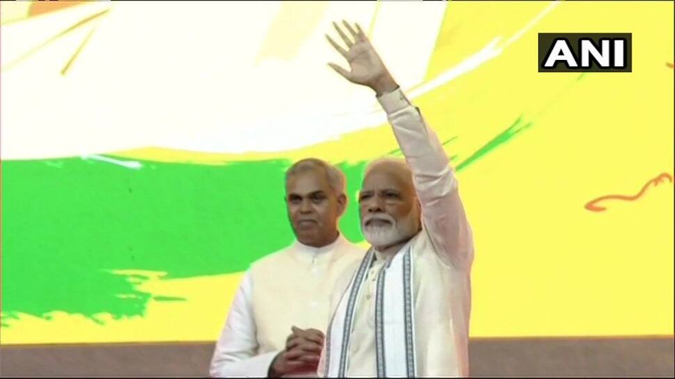 દેશ માટે દરેક દેશવાસીને 'એક વ્યક્તિ, એક સંકલ્પ'નું પીએમ મોદીનું આહવાન દેશ માટે દરેક દેશવાસીને 'એક વ્યક્તિ, એક સંકલ્પ'નું પીએમ મોદીનું આહવાન