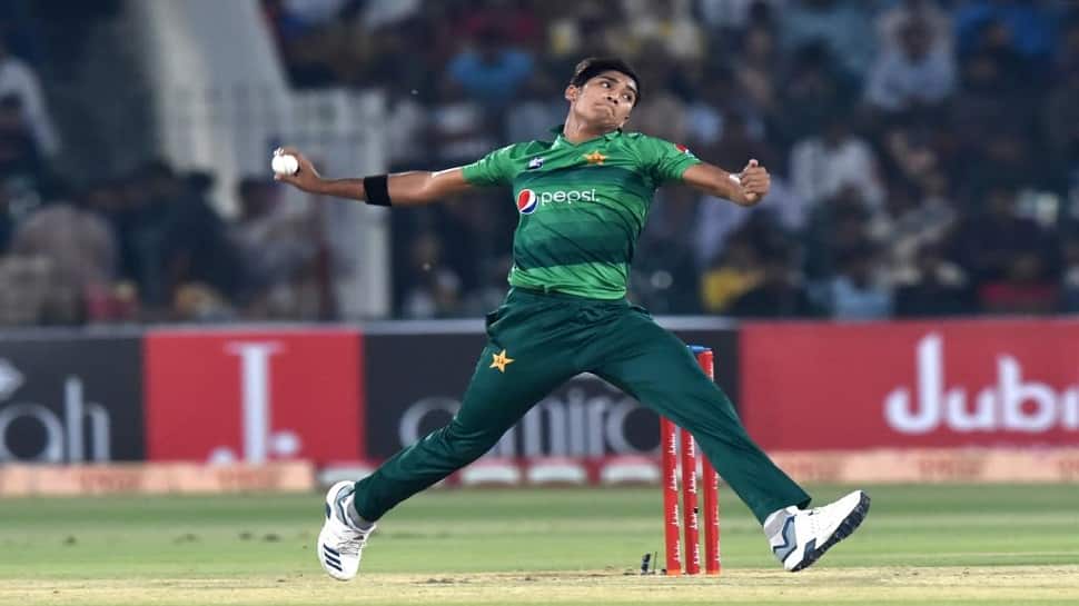 PAK vs SL: T20 આંતરરાષ્ટ્રીયમાં હેટ્રિક ઝડપનાર સૌથી યુવા બોલર બન્યો