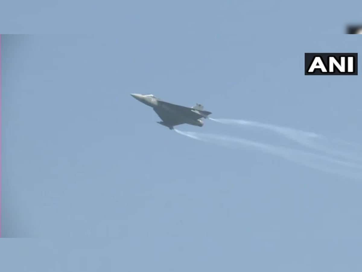 એરફોર્સ ડે: અભિનંદન વર્ધમાને ઉડાવ્યું MiG Bison Aircraft, તાળીઓના ગડગડાટથી ગૂંજી ઉઠ્યો એરબેસ
