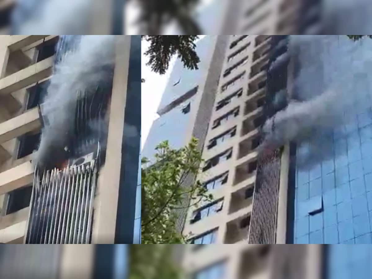 મુંબઈ: બહુમાળી ઈમારતમાં ભીષણ આગ લાગી, 3ને રેસ્ક્યુ કરાયા, અનેક ફસાયાની આશંકા
