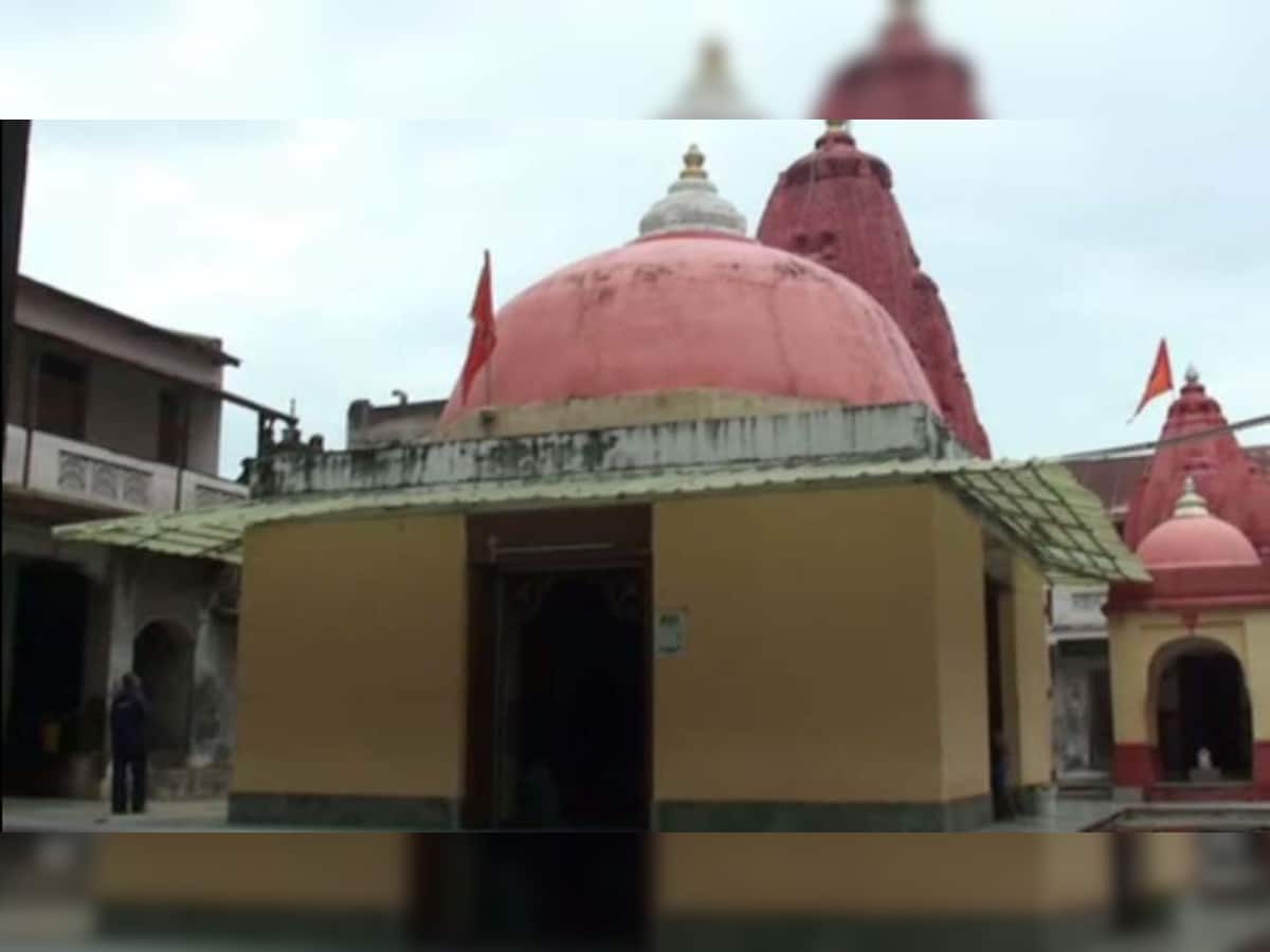 ગુજરાતના આ મંદિરમાં થયો હતો ચમત્કાર, ઔરંગઝેબે હુમલો કર્યો તો મંદિર પર અંગારા વરસ્યા હતા