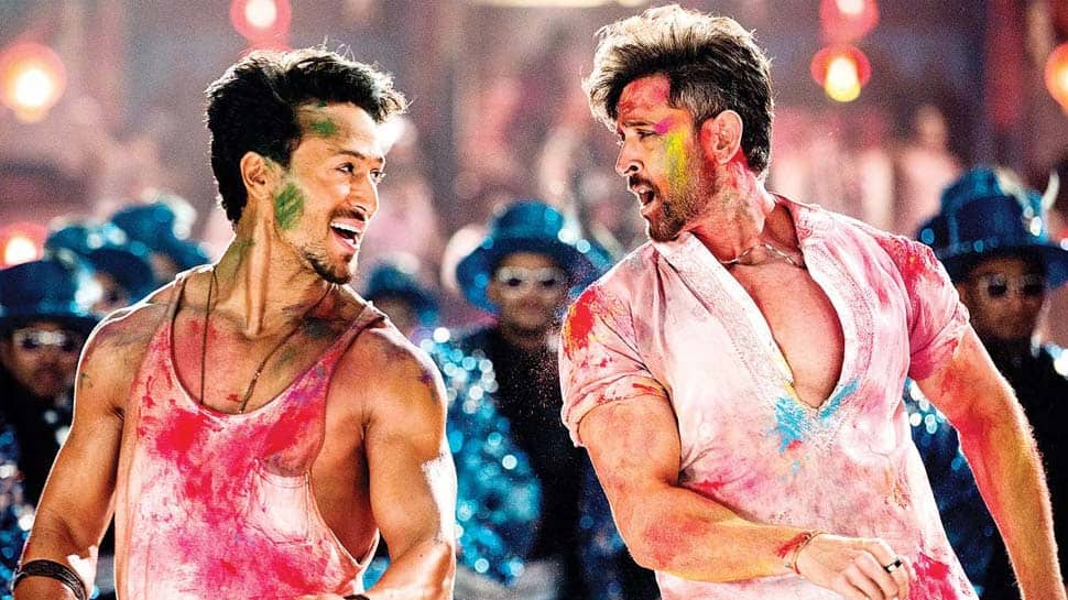 બોક્સ ઓફિસ પર ઋત્વિક અને ટાઇગરની જોરદાર ‘WAR’, કરી 300 કરોડની કમાણી બોક્સ ઓફિસ પર ઋત્વિક અને ટાઇગરની જોરદાર ‘WAR’, કરી 300 કરોડની કમાણી