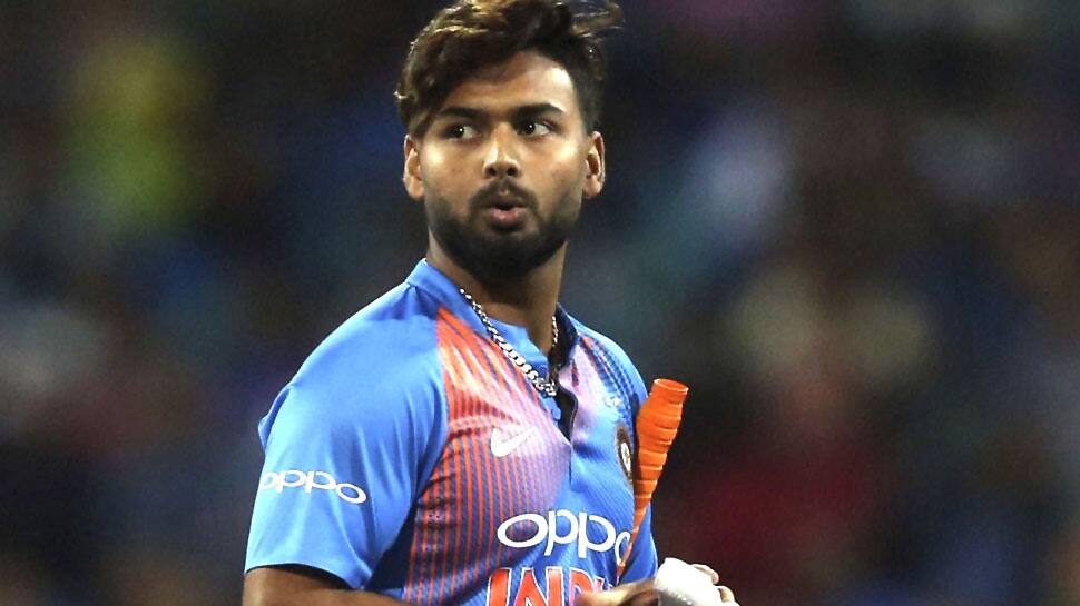 IND vs BAN: રોહિત શર્મા બાદ સુનીલ ગાવસ્કર પણ આવ્યા પંતના સમર્થનમાં IND vs BAN: રોહિત શર્મા બાદ સુનીલ ગાવસ્કર પણ આવ્યા પંતના સમર્થનમાં