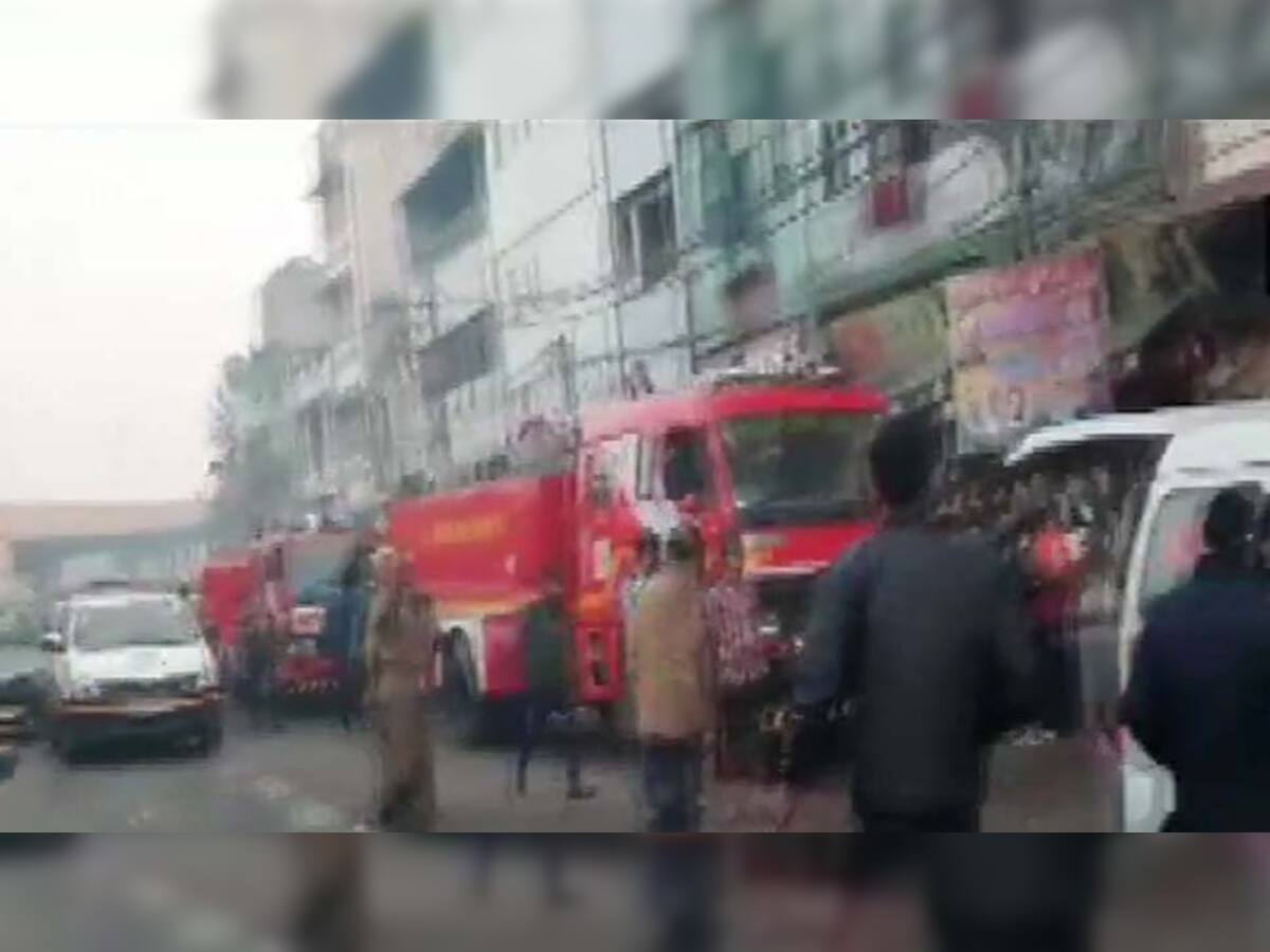 LIVE: જૂની દિલ્હીમાં ભીષણ આગ, 43 લોકોના મોત, અત્યાર સુધી 56 લોકોને રેસ્ક્યૂ કરાયા