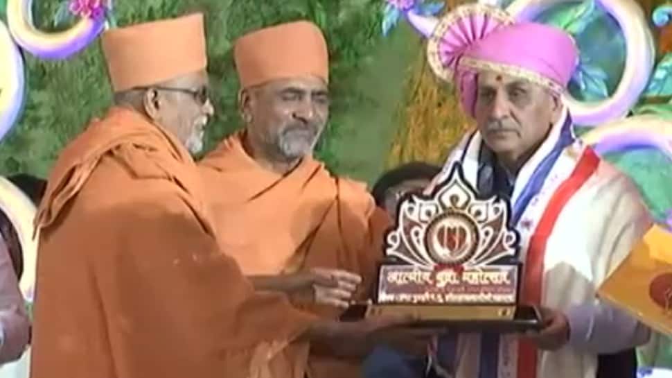 વડોદરા: આત્મીય યુવા મહોત્સવમાં 24 દેશમાંથી 10 હજારથી વધુ NRIઓએ લીધો ભાગ વડોદરા: આત્મીય યુવા મહોત્સવમાં 24 દેશમાંથી 10 હજારથી વધુ NRIઓએ લીધો ભાગ