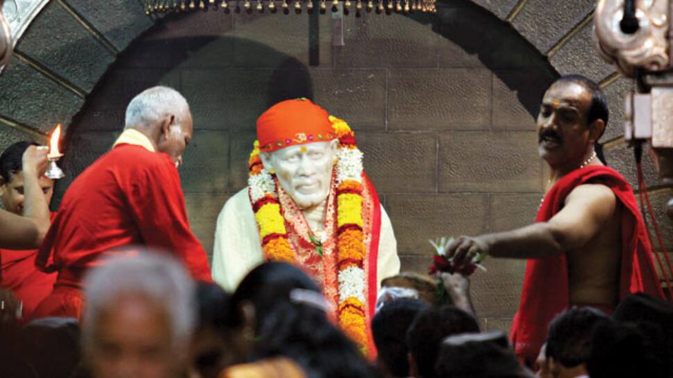 શિરડી સાંઈ દરબારમાં દર્શન કરવા જવાના છો તો પહેલા વાંચી લો આ ખબર, નહિ તો પસ્તાશો શિરડી સાંઈ દરબારમાં દર્શન કરવા જવાના છો તો પહેલા વાંચી લો આ ખબર, નહિ તો પસ્તાશો