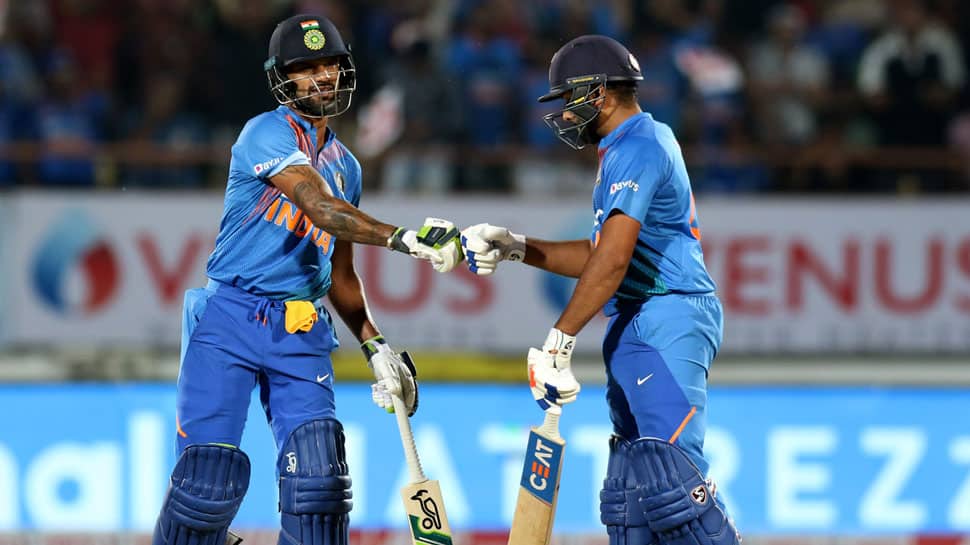 IND vs AUS: રોહિત-ધવનની ફિટનેસ પર સસ્પેંસ, BCCIએ આપ્યું મોટું નિવેદન IND vs AUS: રોહિત-ધવનની ફિટનેસ પર સસ્પેંસ, BCCIએ આપ્યું મોટું નિવેદન